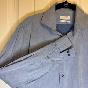 Calvin Klein Men's Slim Fit Stretch Blue Chambray Long Sleeve Dress Shirt Medium